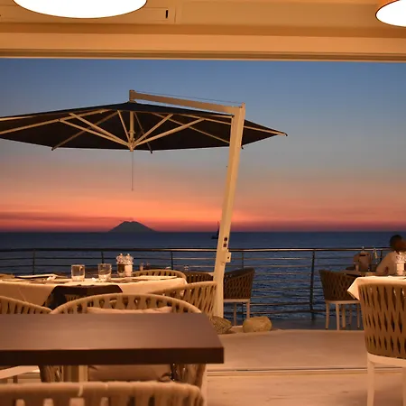 Baia Del Godano Resort & Spa-2
